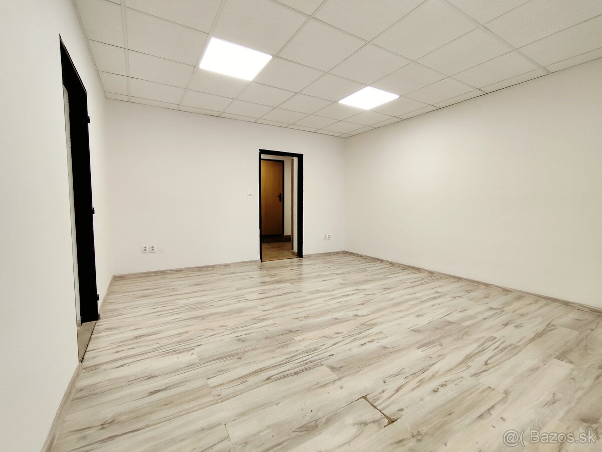Atraktívne priestory v centre Čadce - 8