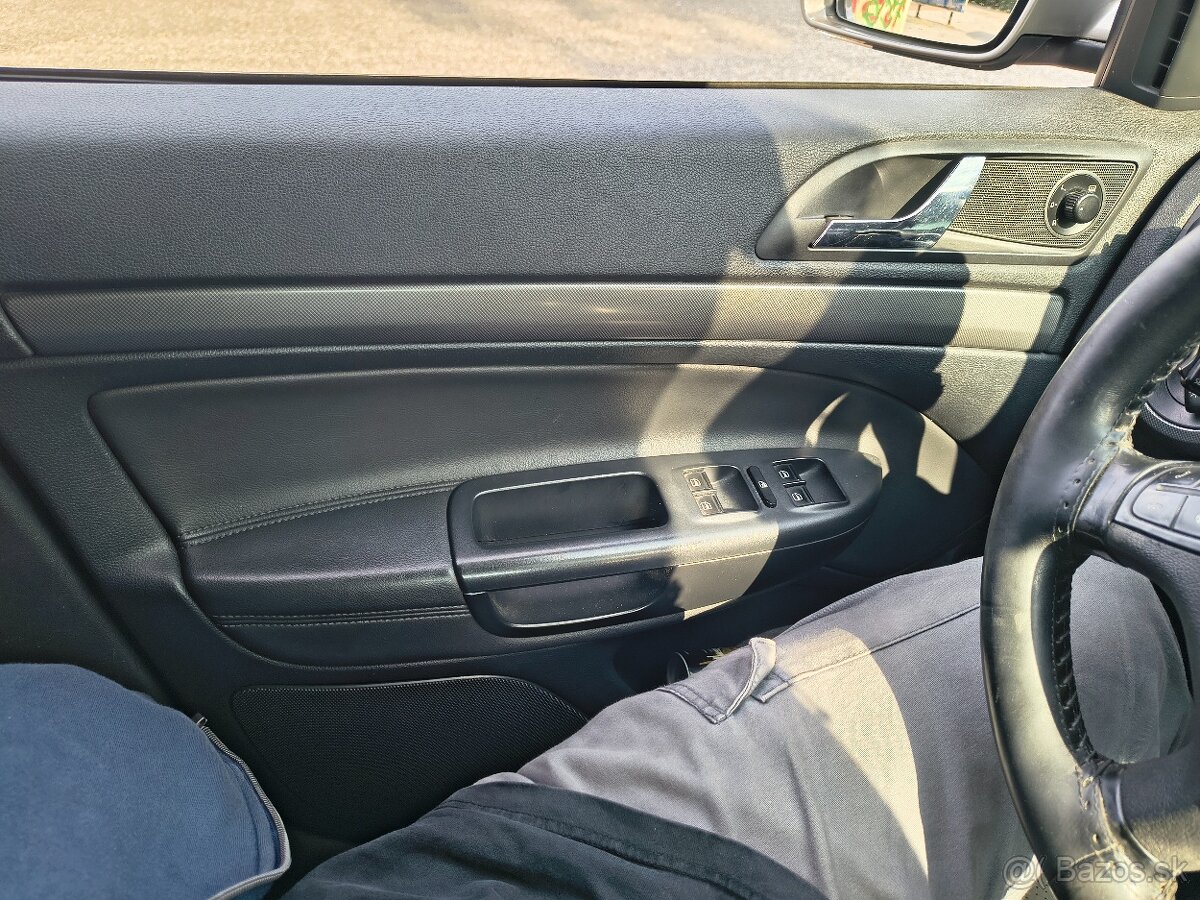 Octavia 2 combi 2.0 Tdi 2006 - 8