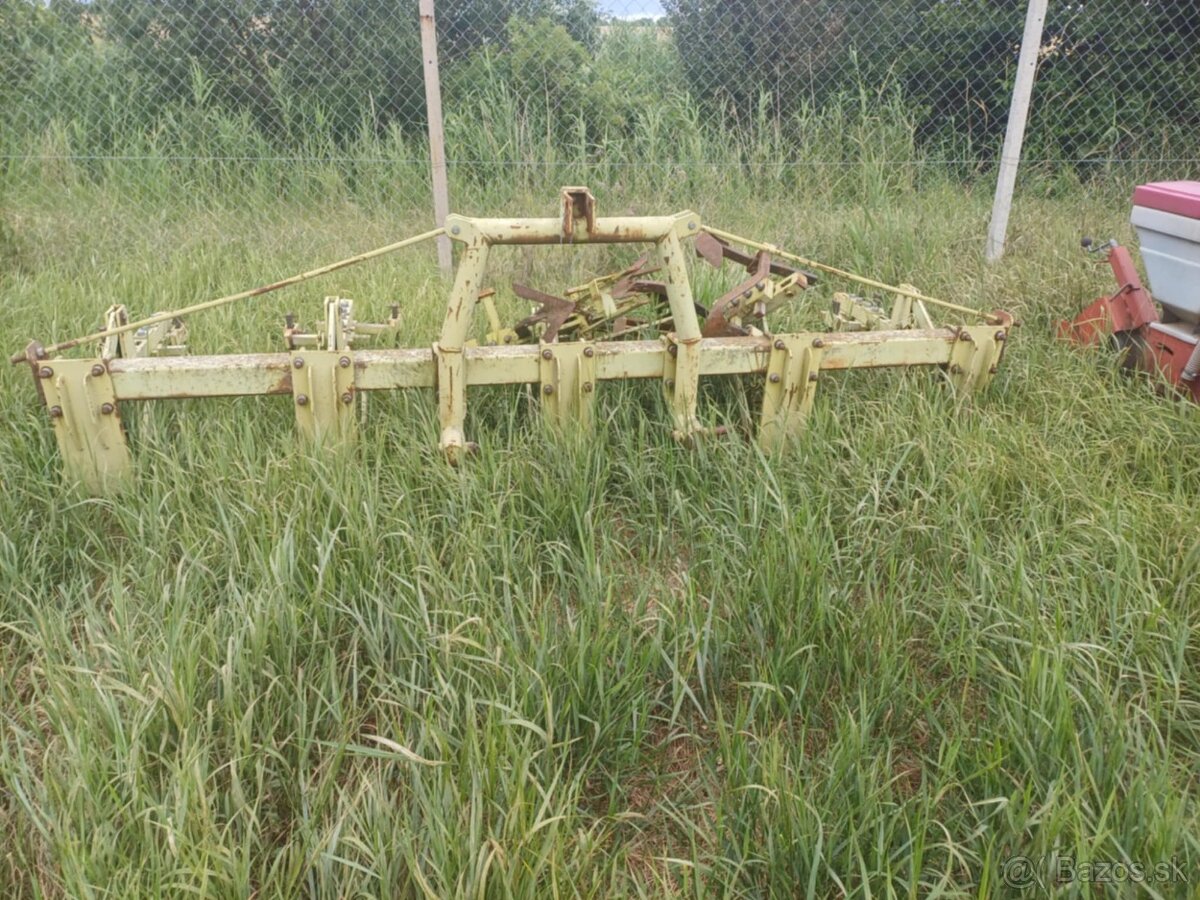 Predám poľnohospodársku techniku - 8