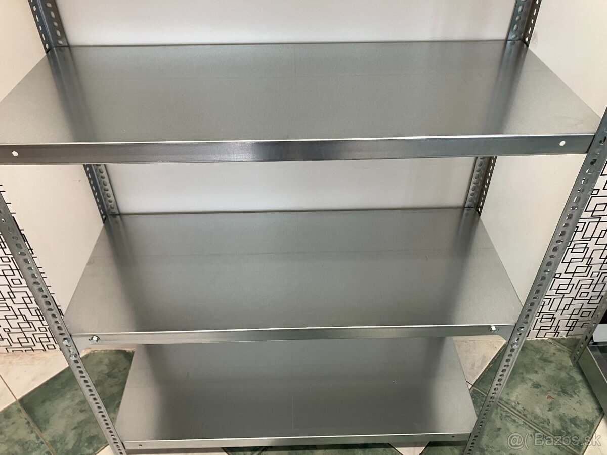 Kvalitné pozinkované kovové regály - 8
