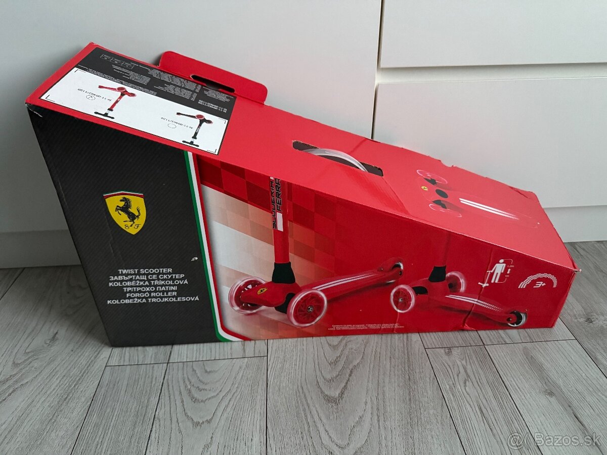 Kolobežka Ferrari shell - 8