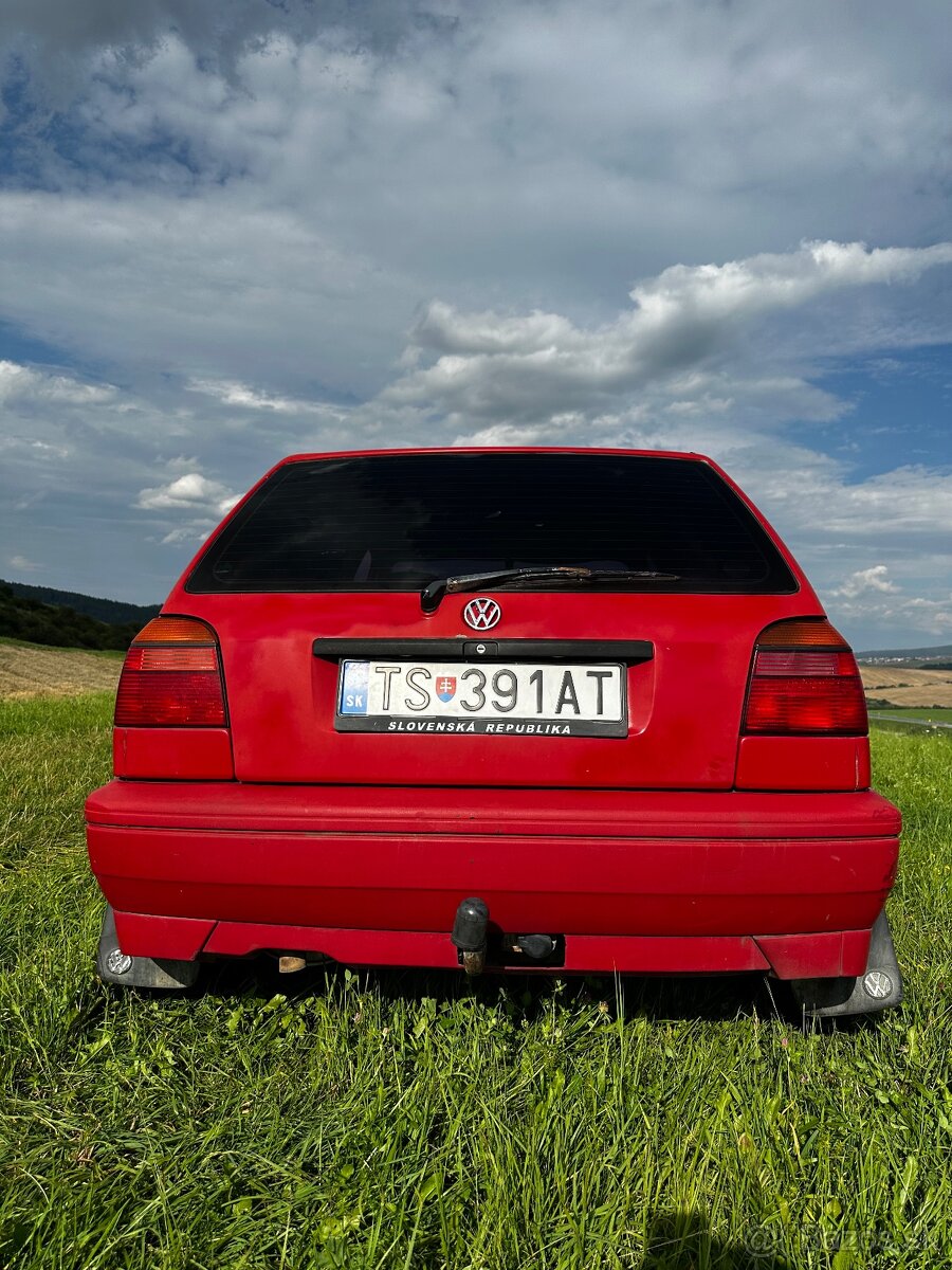 Volkswagen Golf 3 - 8