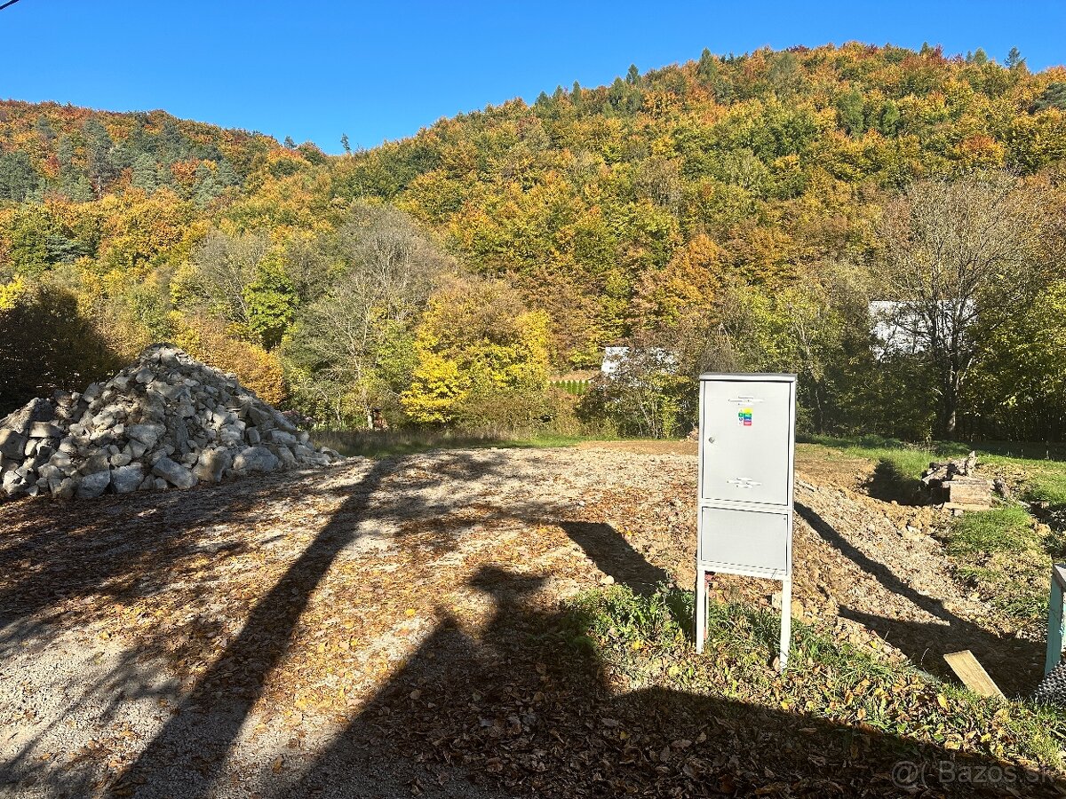 Rekreačný stavebný pozemok v Iliavčanskej doline - 8