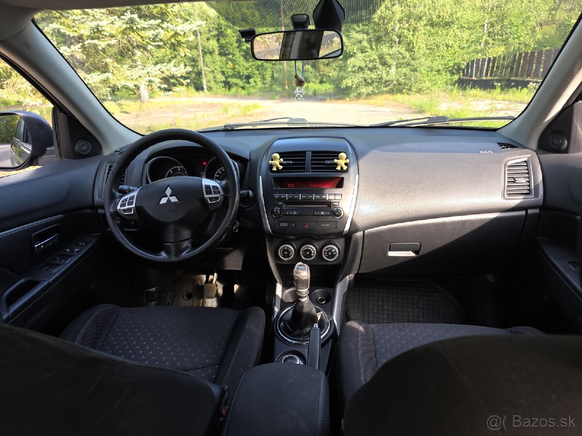 MITSUBISHI ASX - 8