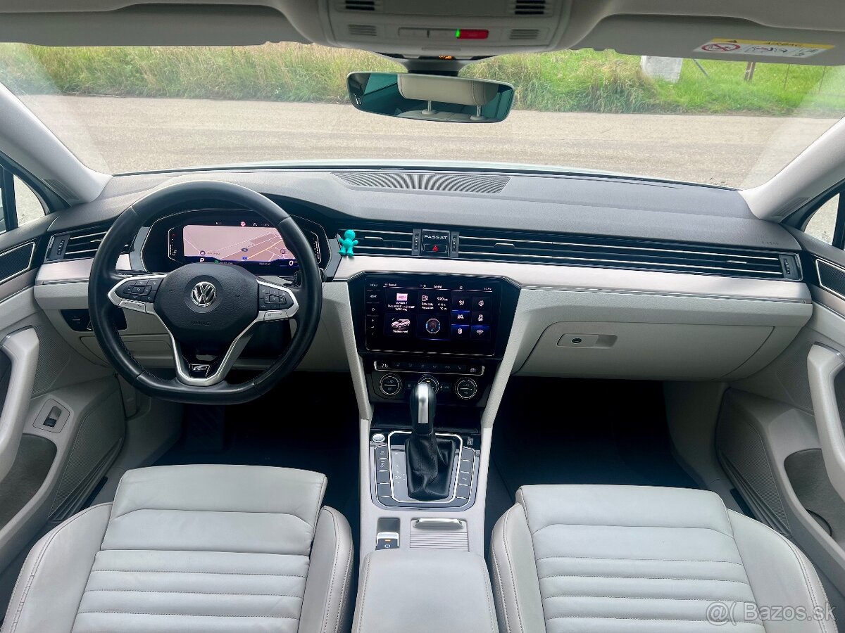 VW Passat Variant 2.0 TDi R-line 4-motion DSG 2019 140kw 4x4 - 8