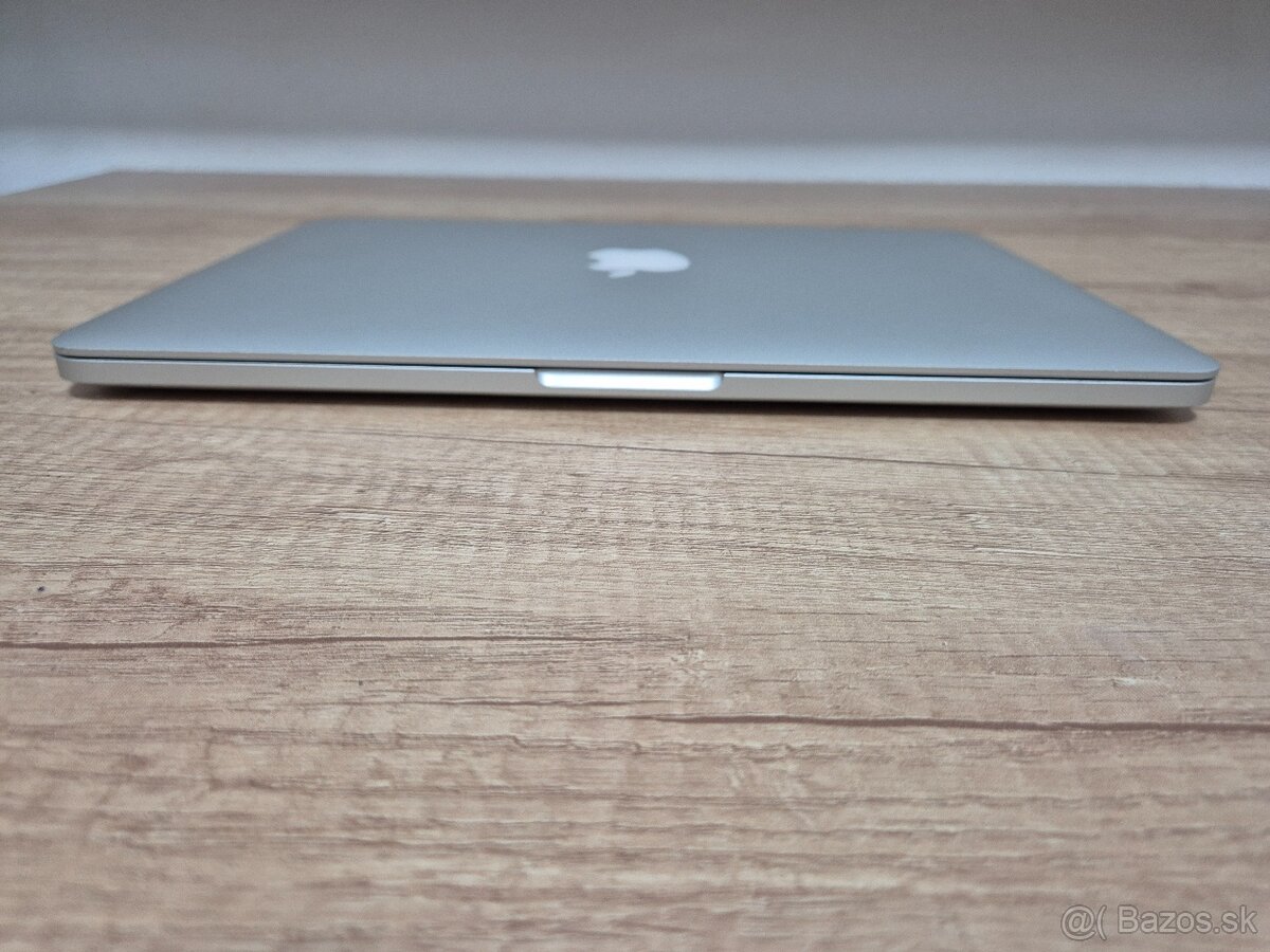 MacBook Pro (13-inch, 2015) /Intel Core i5/8GB RAM/512GB SSD - 8