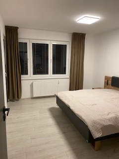 Prenajmem 2-izbový byt s parkovaním na Halalovke - 8