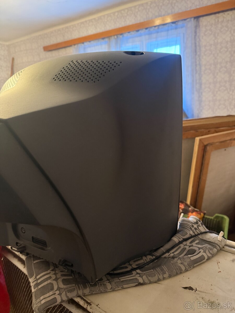 Funkčný CRT televízor Philips 55 cm (Model 21PT1542/58) - 8