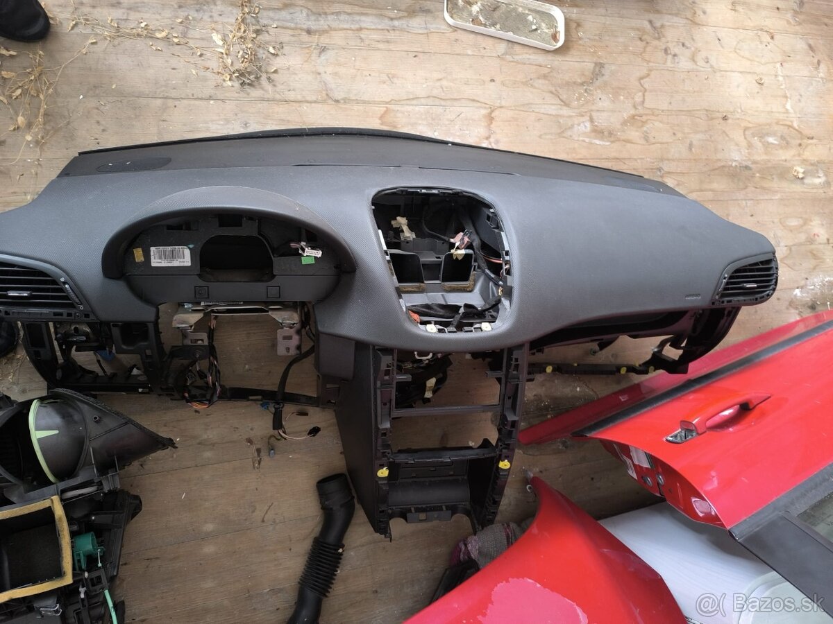 Diely Peugeot 207SW - 8