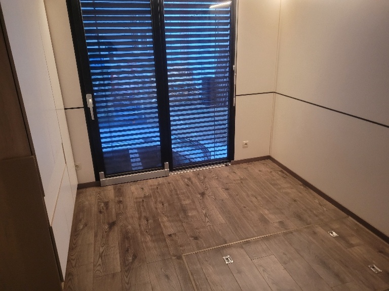 Hausbot houseboat 15x4,2m - 8