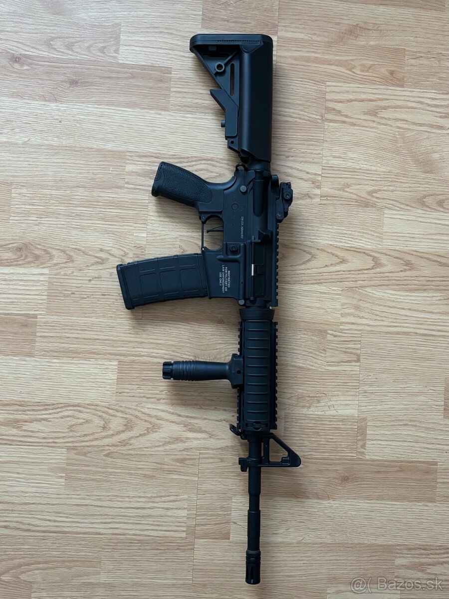 Airsoftová zbraň M4 - 8