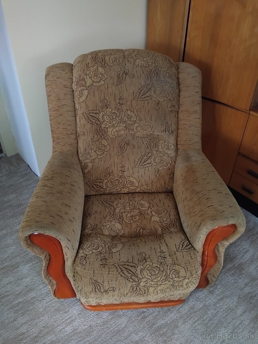 Sedacia súprava so stolíkom - 8