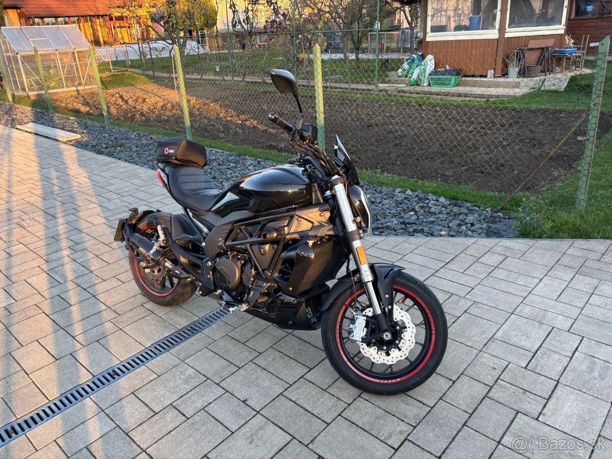 Benelli 502C Cruiser - 8