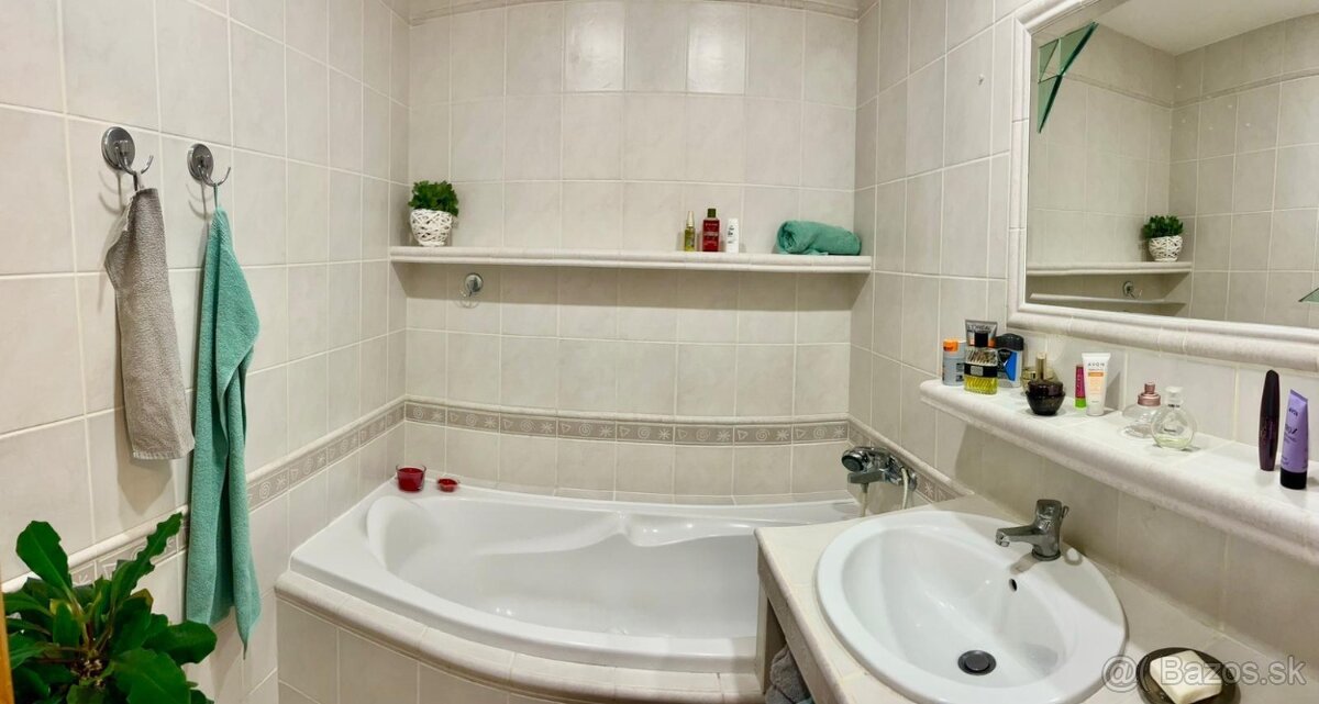 Priestranný 3-izbový byt s výhľadom na Vysoké Tatry - 8