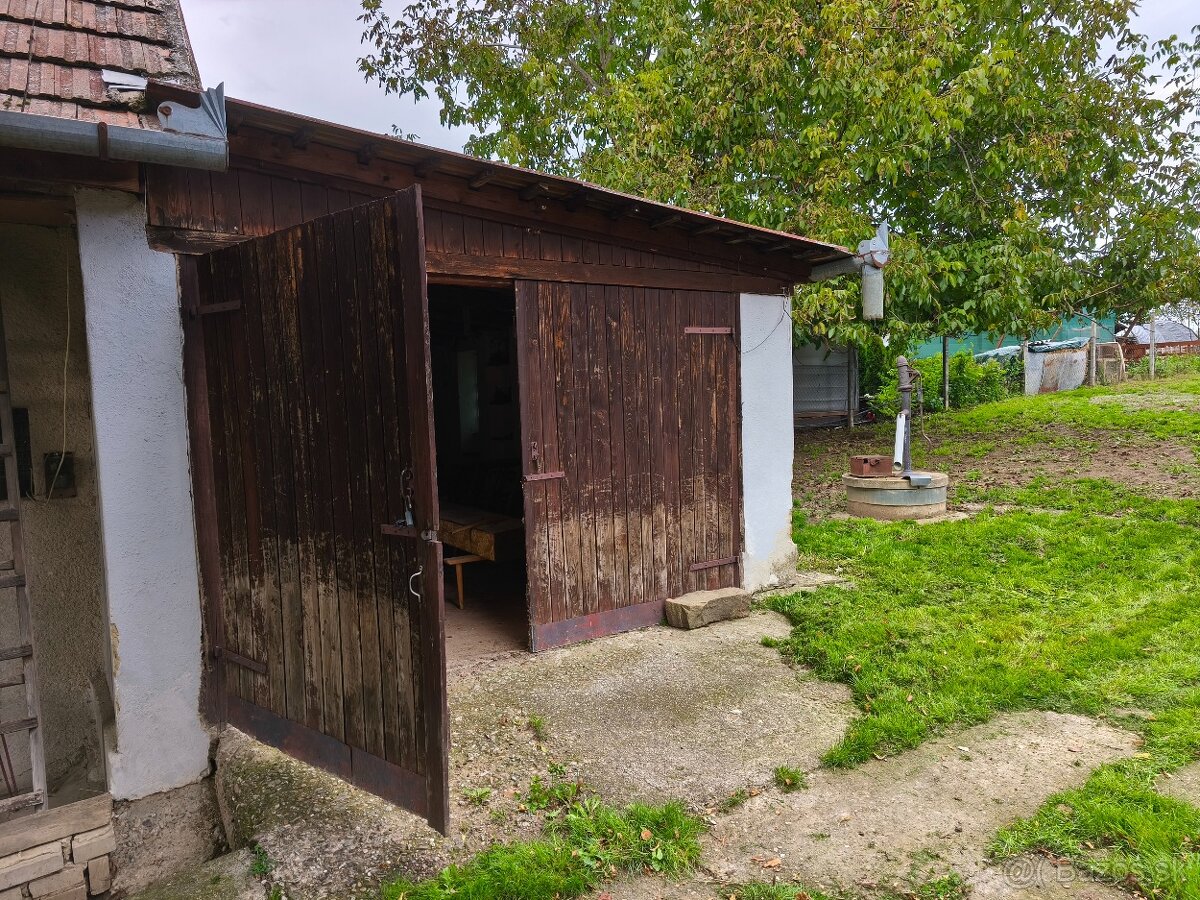 Horné Štitáre - vidiecky rodinný dom s veľkou záhradou 1331m - 8