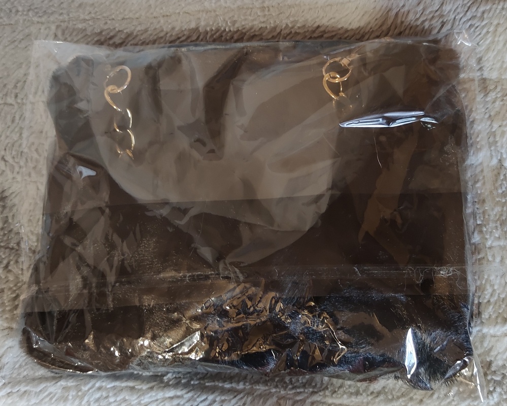 čierna plyšová kabelka - 8