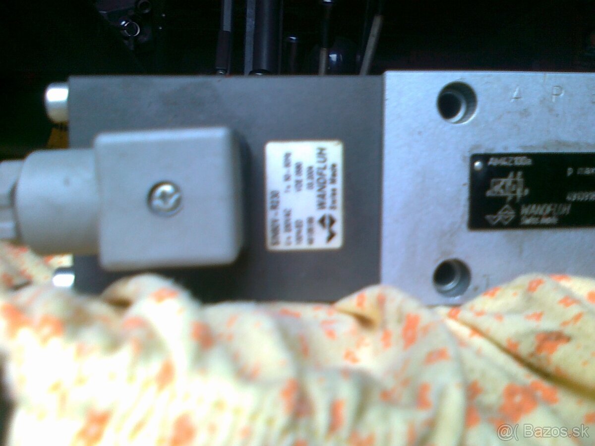 Hydraulické rozvádzače - 8