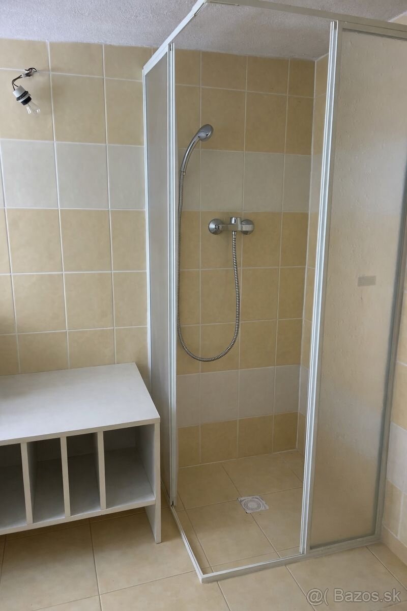 Dvojdom v obci Bystrá - 8