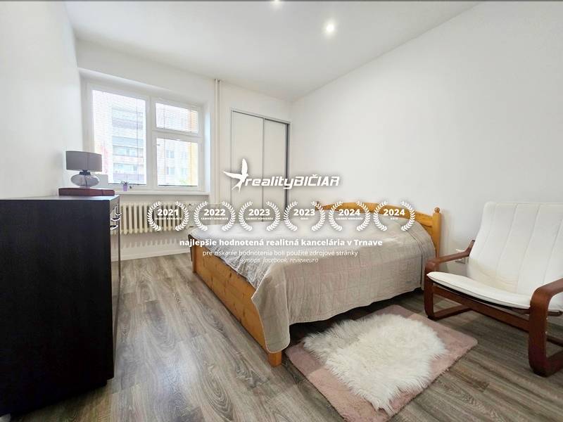 2-izbový byt v centre mesta Hlohovec - 8