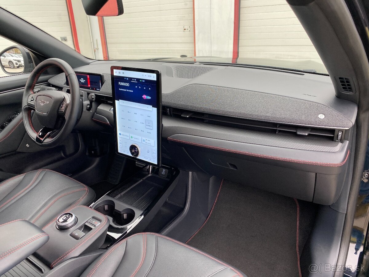 Ford Mustang Mach-E 258kW AWD 91kWh DPH - 8