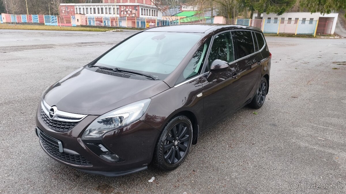 Zafira Sports Tourer - 8