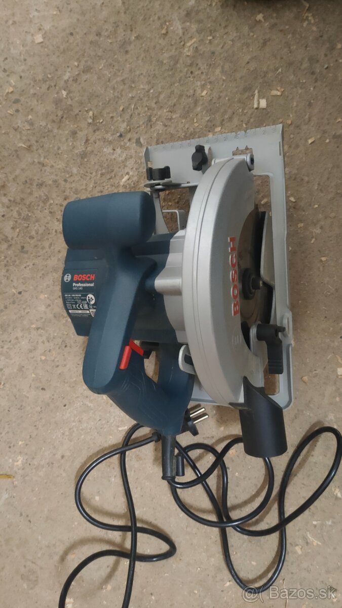 Okružná píla Bosch Professional GKS 140 - 8