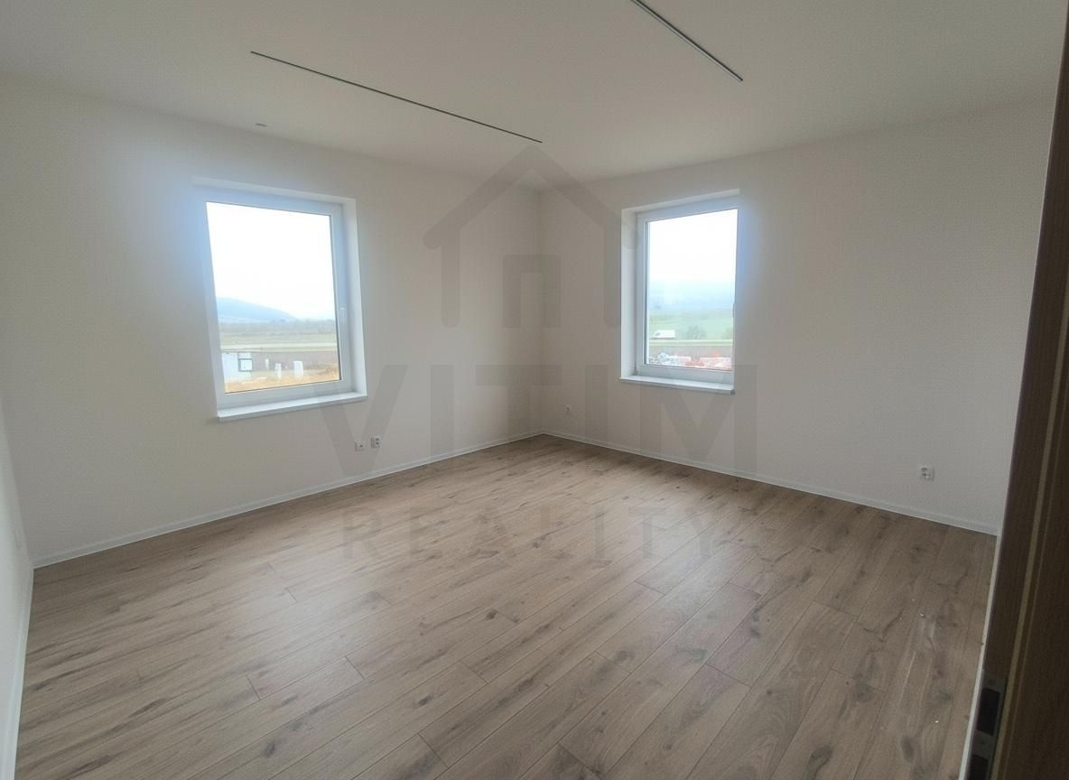 🏡 NA PREDAJ RODINNÝ DOM – OBEC SVINIA - 8