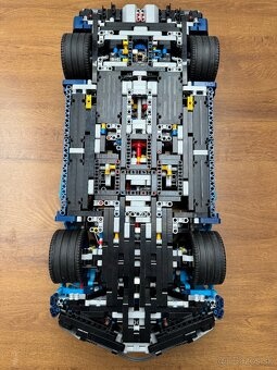 Bugatti Chiron – 3599 dielikov - 8