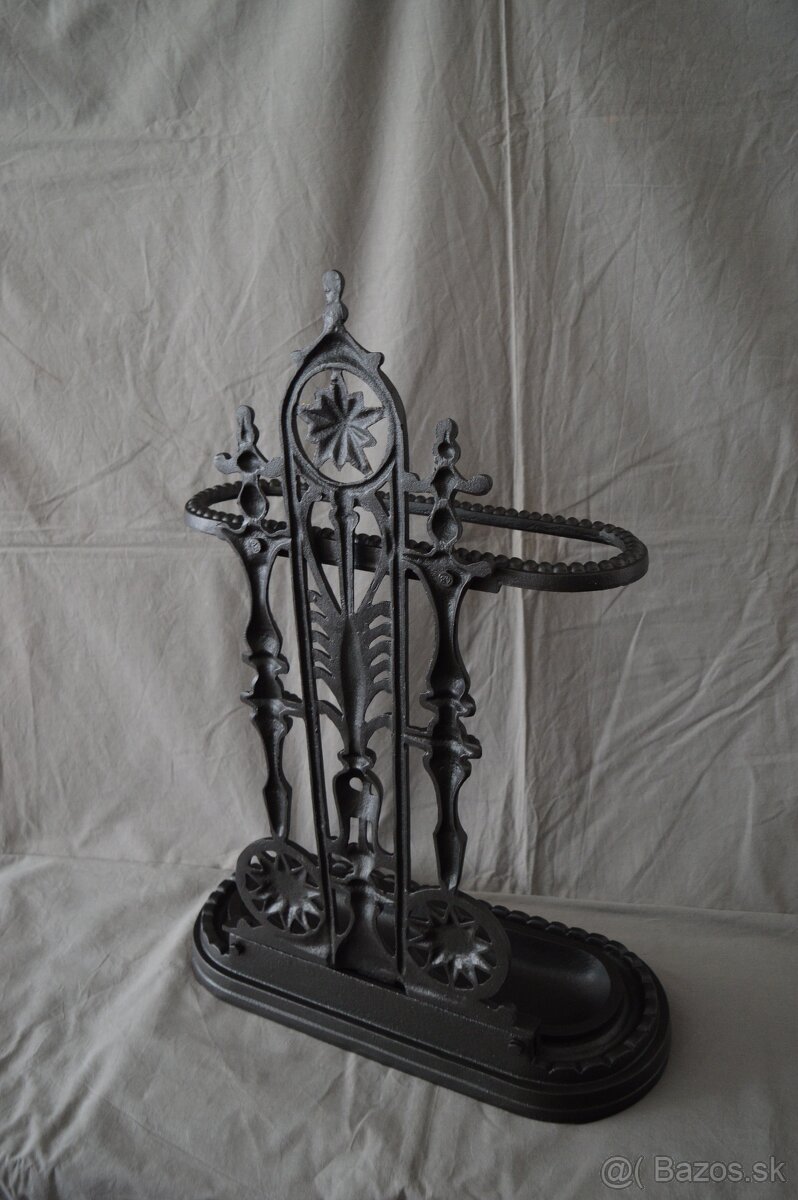 Liatinový stojan na dáždniky - 8