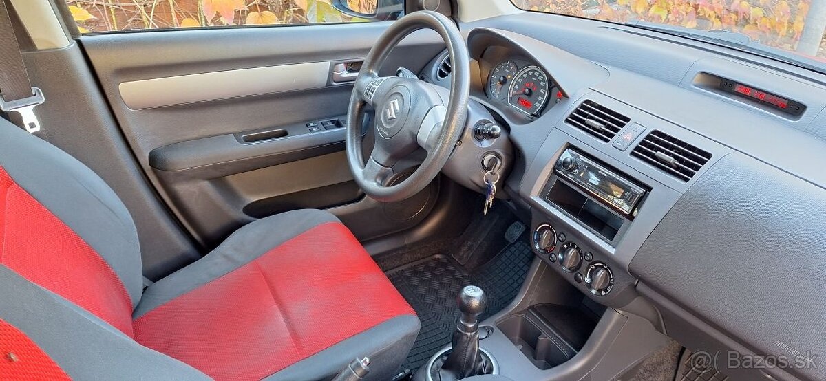 Predam Suzuki Swift 1.3 2007 176000km - 8
