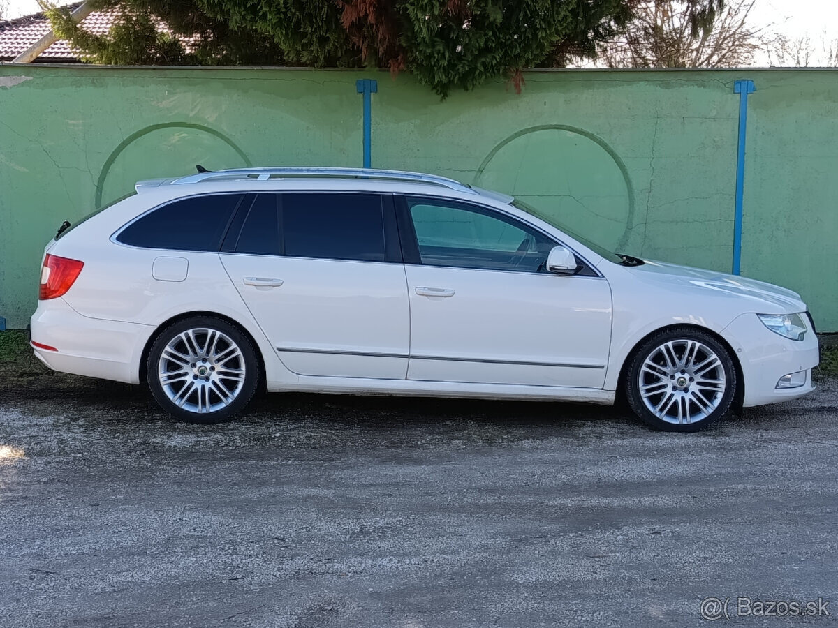 Škoda Superb Combi ELEGANCE 2.0TDi CR DSG - 8