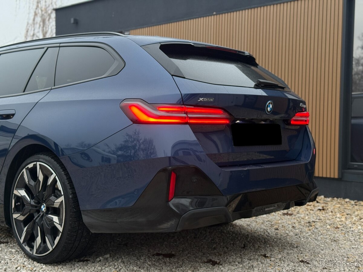 BMW 550e xDrive Touring M Sport, B&W, Pano, Ťažné, HUD - 8