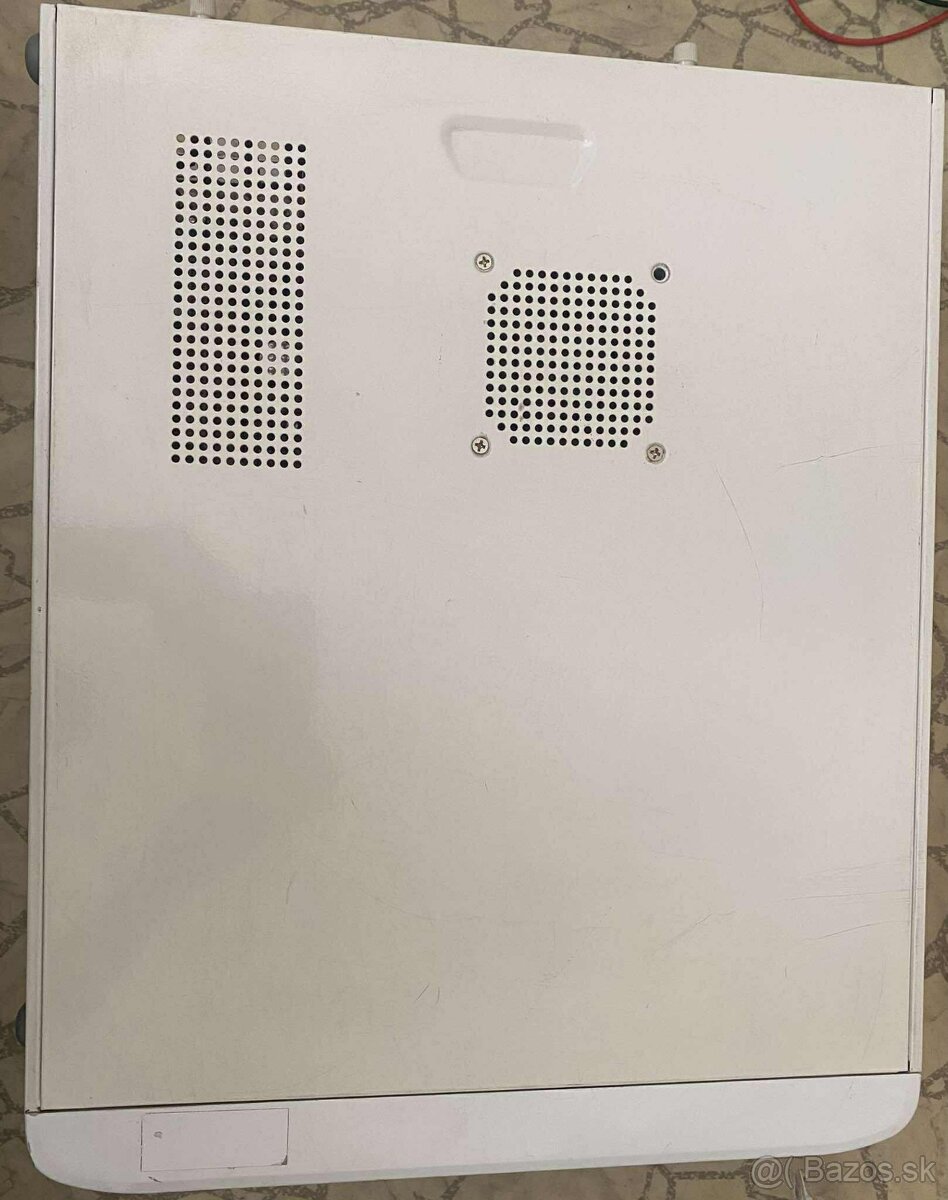 Predám kancelárski pc 4 jadro 1 gb ram treba si zohnat 160 g - 8