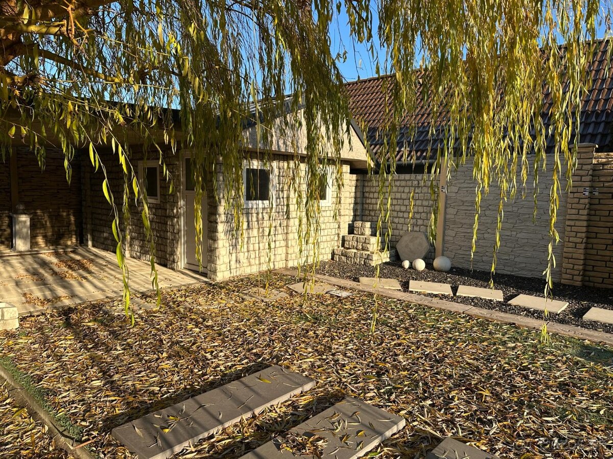 Administratívne priestory/kancelárie - 8