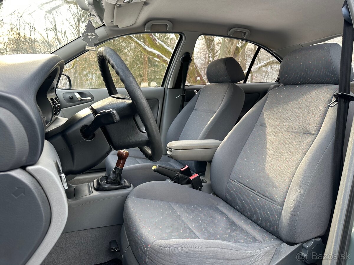 SKODA OCTAVIA 1.4 16V TAZNE,PO SERVISE - 8