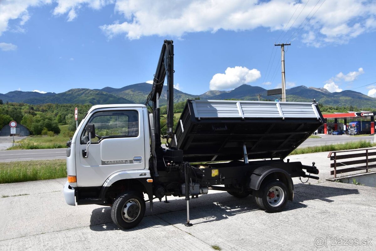 Nissan Cabstar trojstranný vykápač s rukou - 8