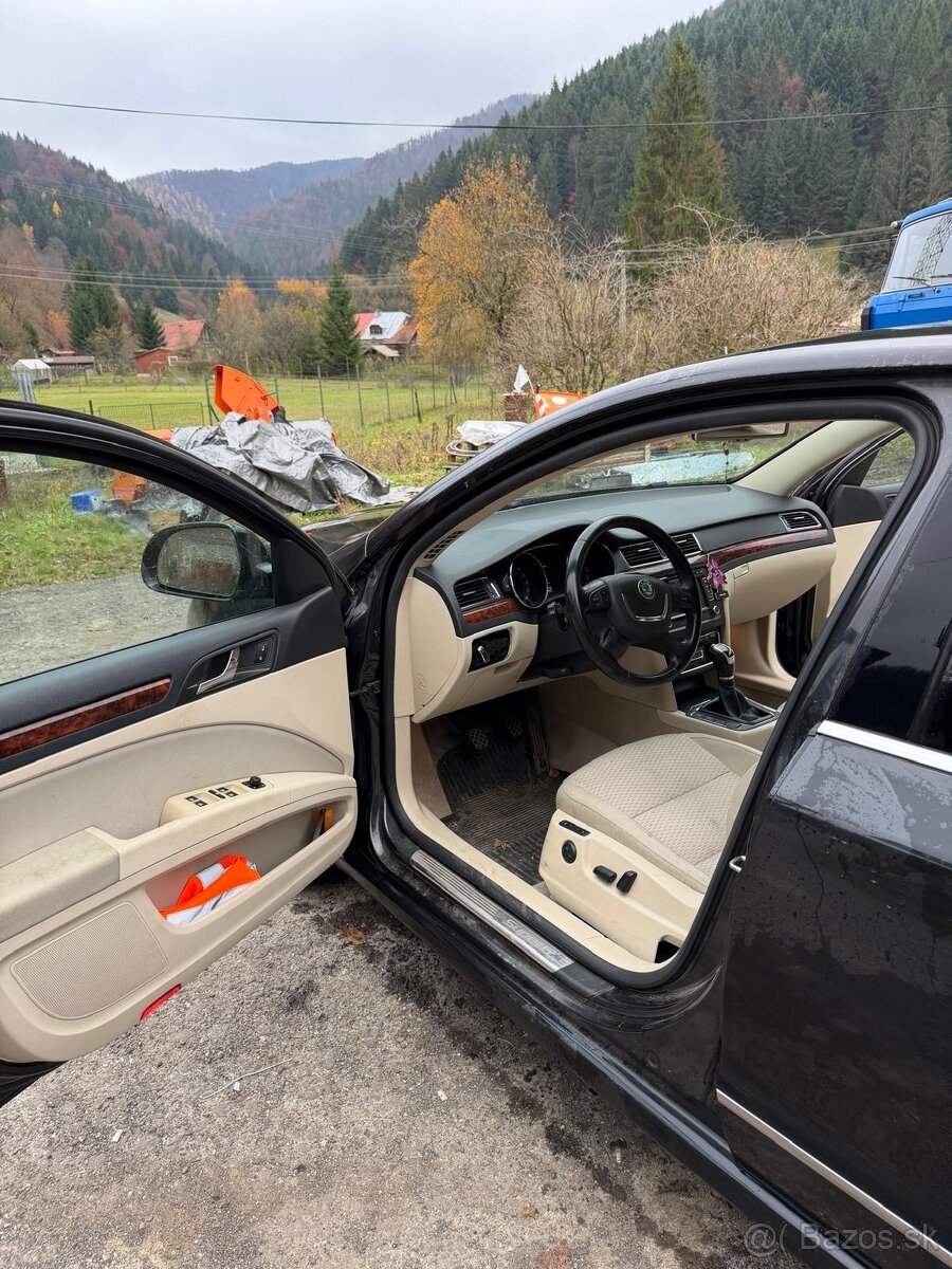 Škoda superb - 8