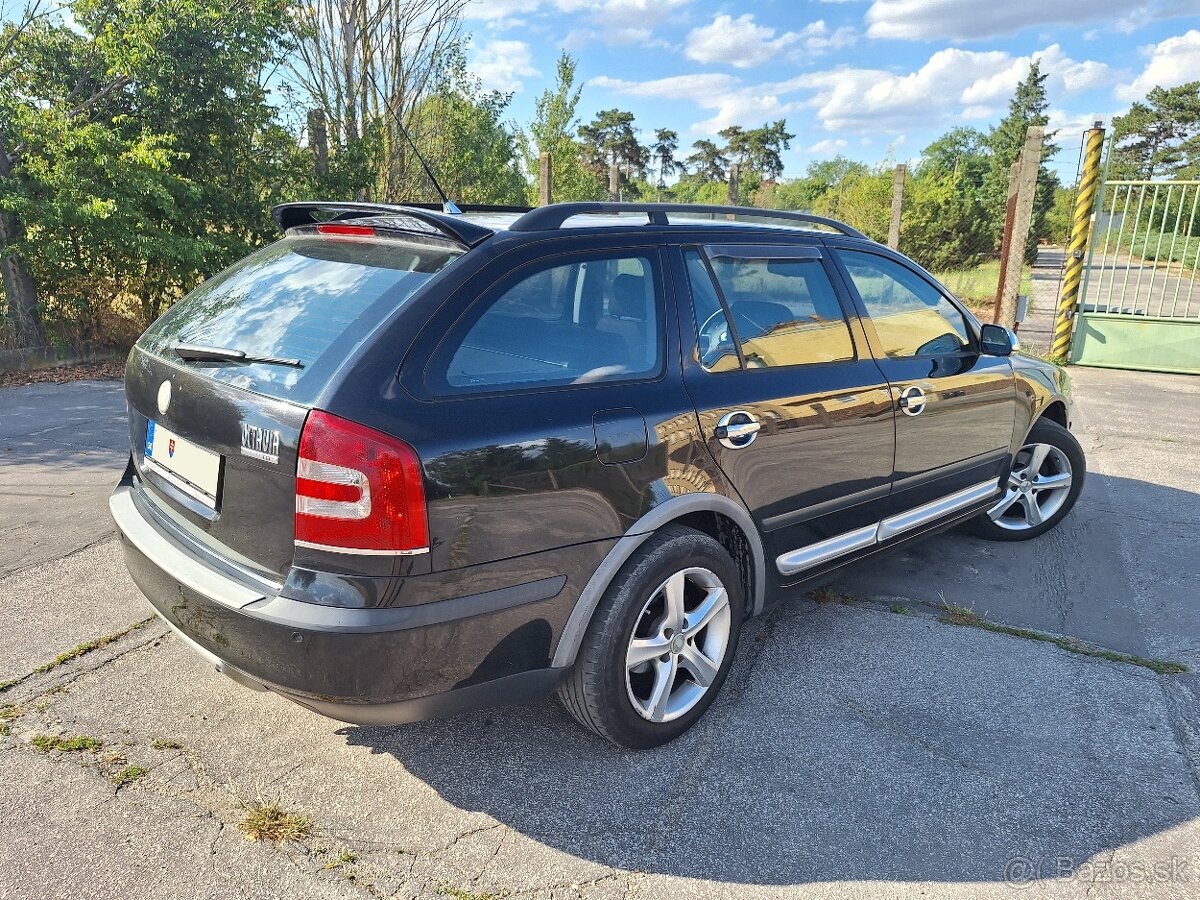Škoda Octavia 2.0 TDI automat - 8