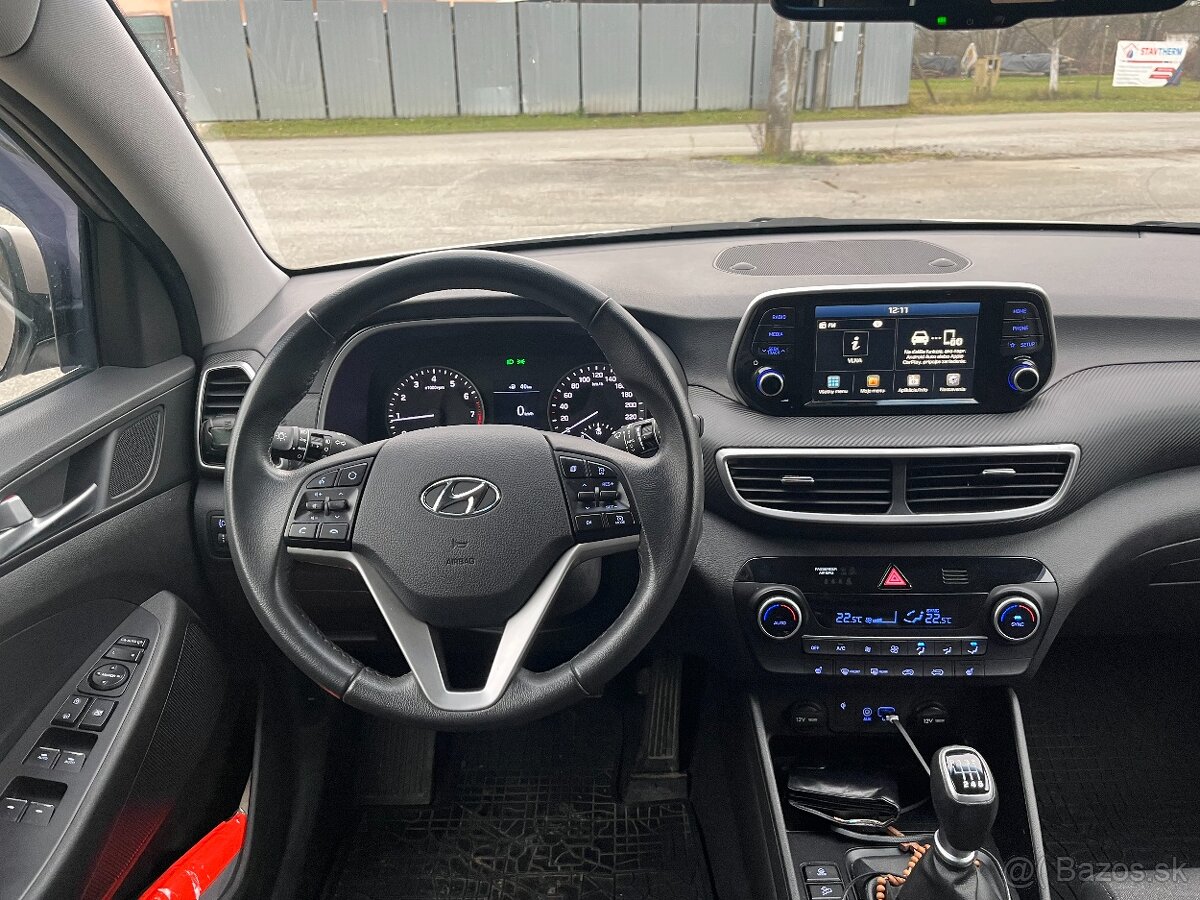 Hyundai Tucson - 8