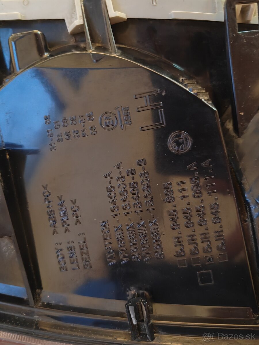 Škoda Rapid zadné svetlá - 8