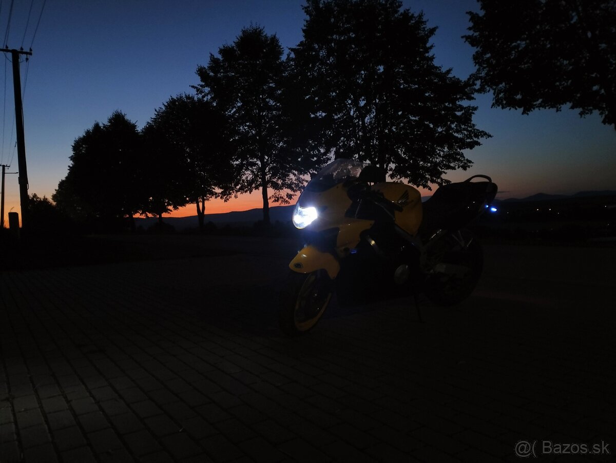 Honda CBR600 F4 (2000) – plne dokončený projekt / bez TP - 8