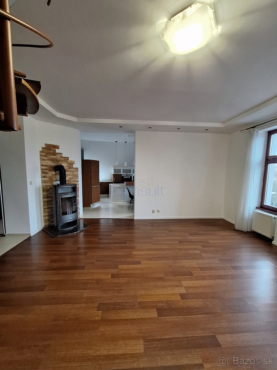 2390 NA PRENÁJOM EXKLUZÍVNY APARTMÁN S PEKNÝM VÝHĽADOM - 8