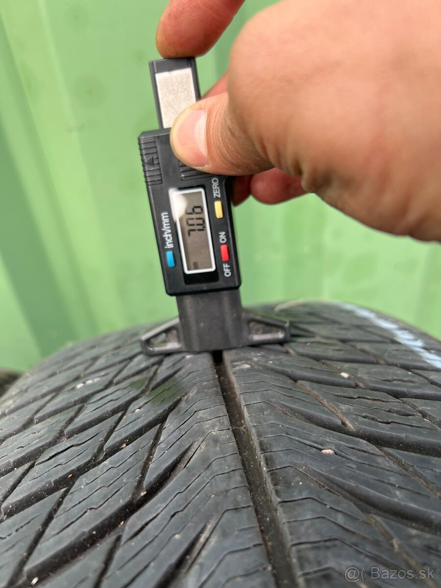 Zimné pneumatiky Michelin 225/60R18 - 8