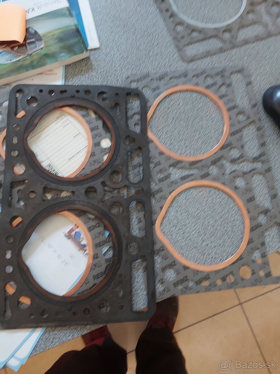 Skoda 30 náhradné diely - 8