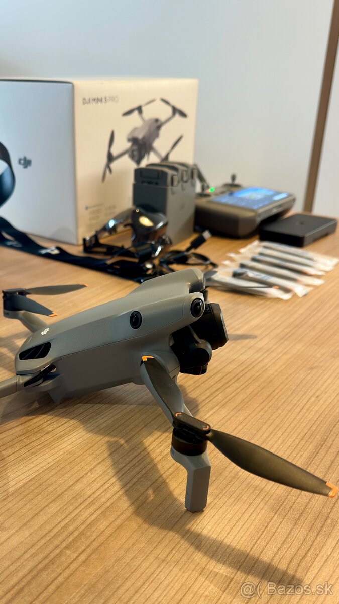 DJI Mini 5 Pro Fly More Combo (RC2) - 8