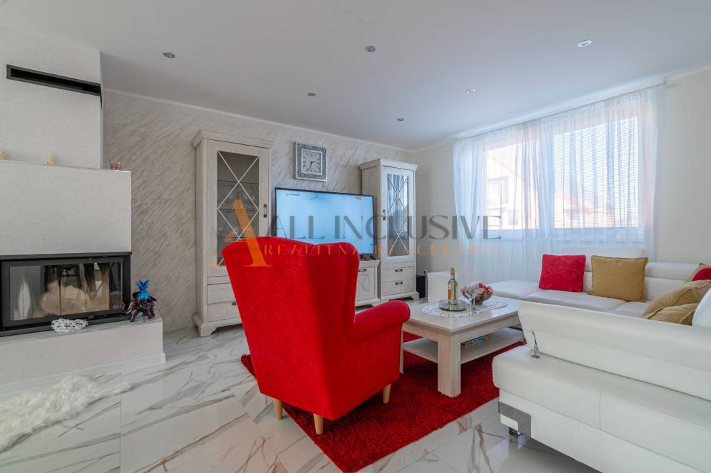 ALL INCLUSIVE l NA PREDAJ 7 IZBOVÝ RODINNÝ DOM, VEĽKÝ MEDER - 8