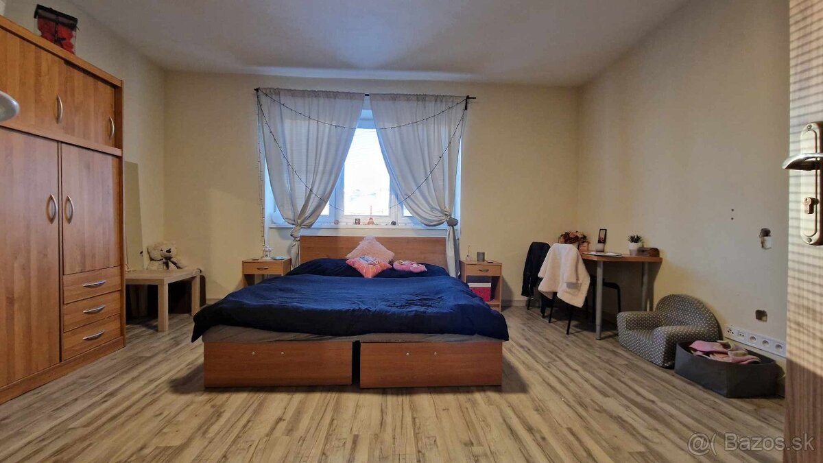 Rodinný dom s 5 bytovými jednotkami - vhodné na prenájmy - 8