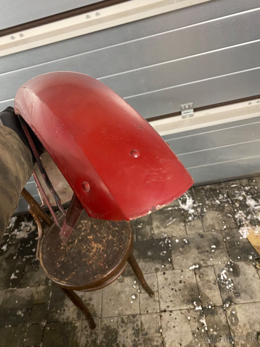 Predný blatník Jawa 350/250 panelka - 8