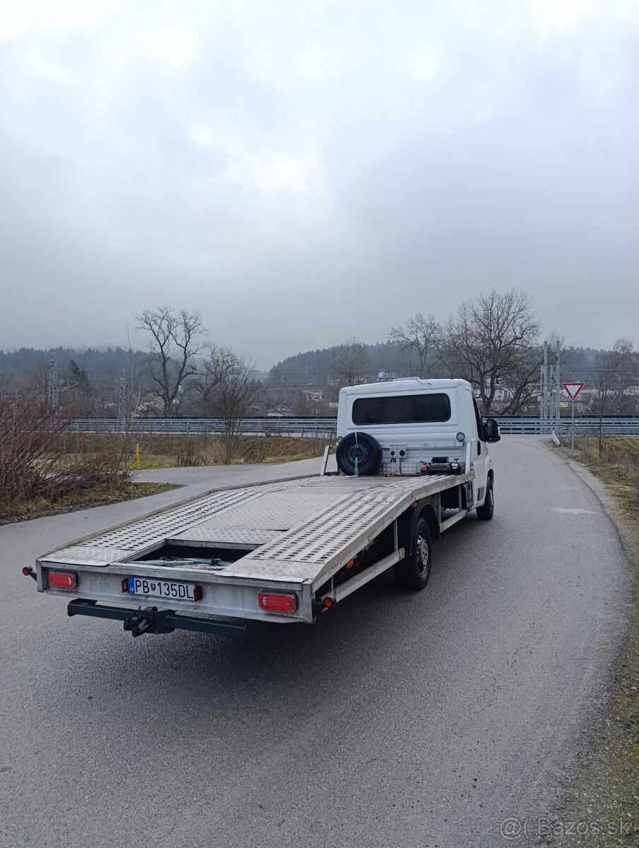 Predám odtahovy special do 3,5t - 8