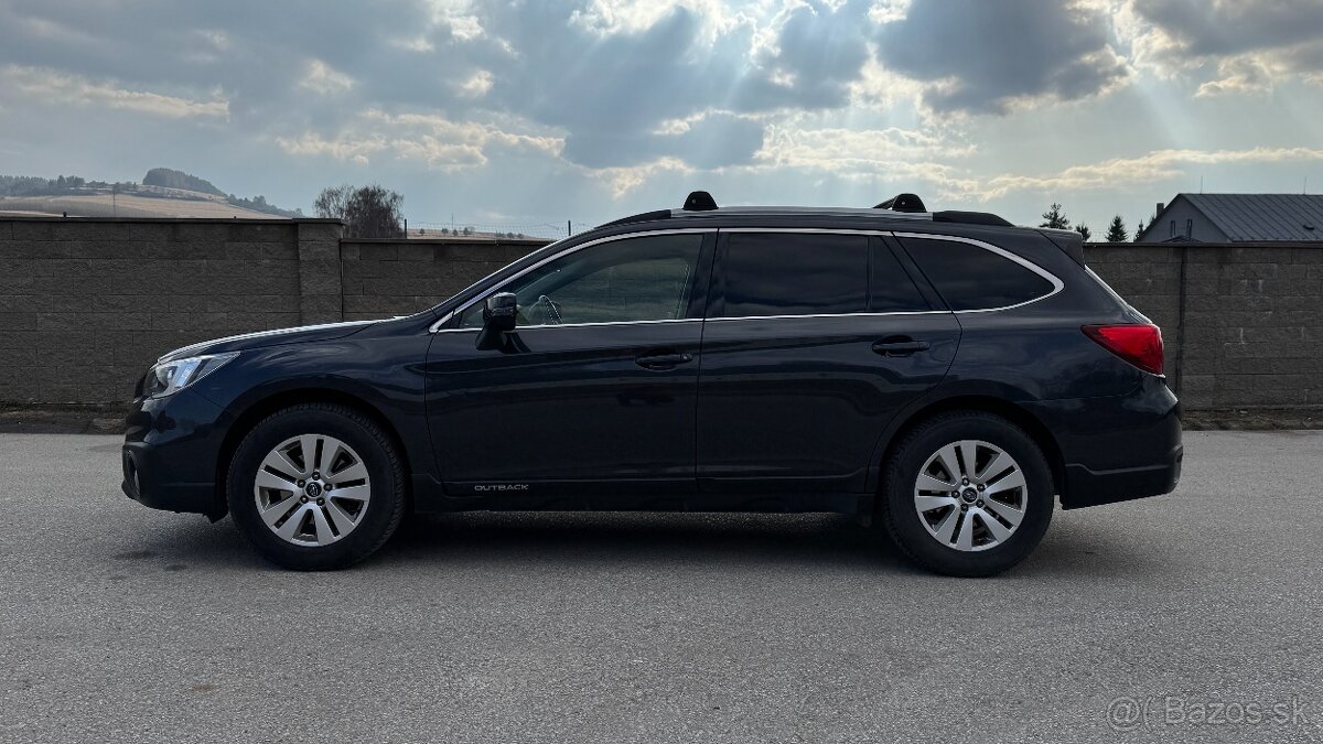 Subaru Outback 2D - 8